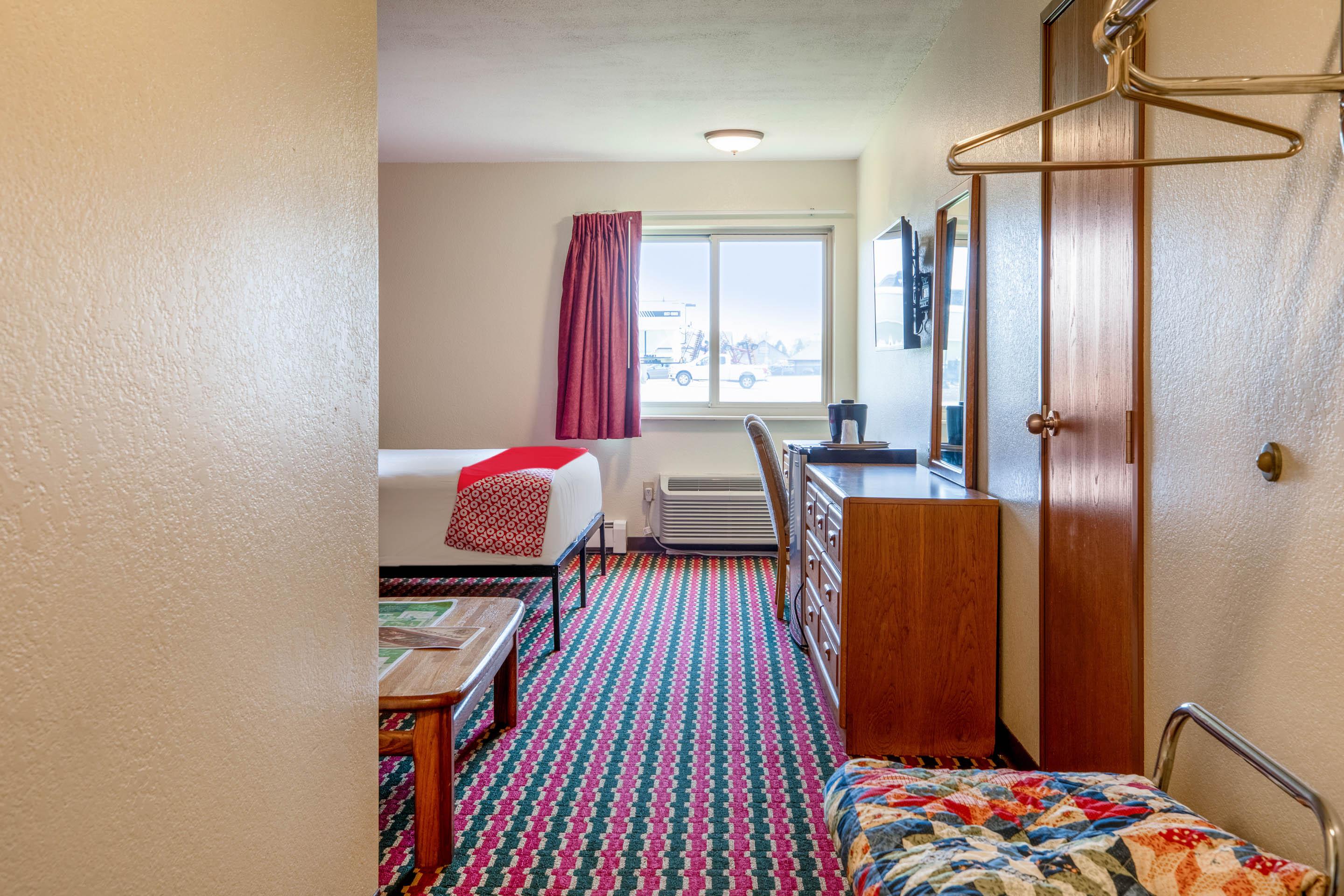 Oyo Hotel Chesaning Route 52 & Hwy 57 Exterior foto